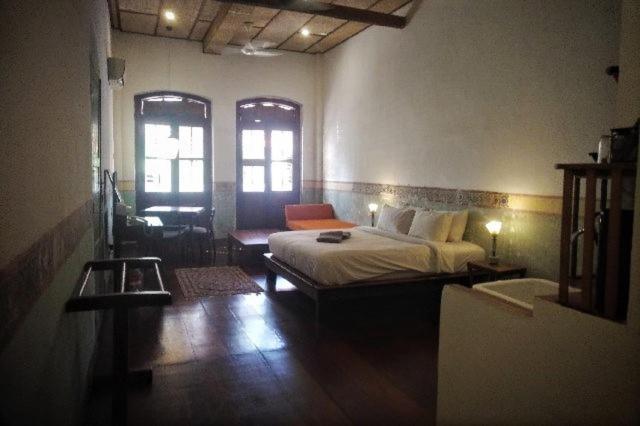 ג'ורג' טאון Ren I Tang Heritage Inn מראה חיצוני תמונה